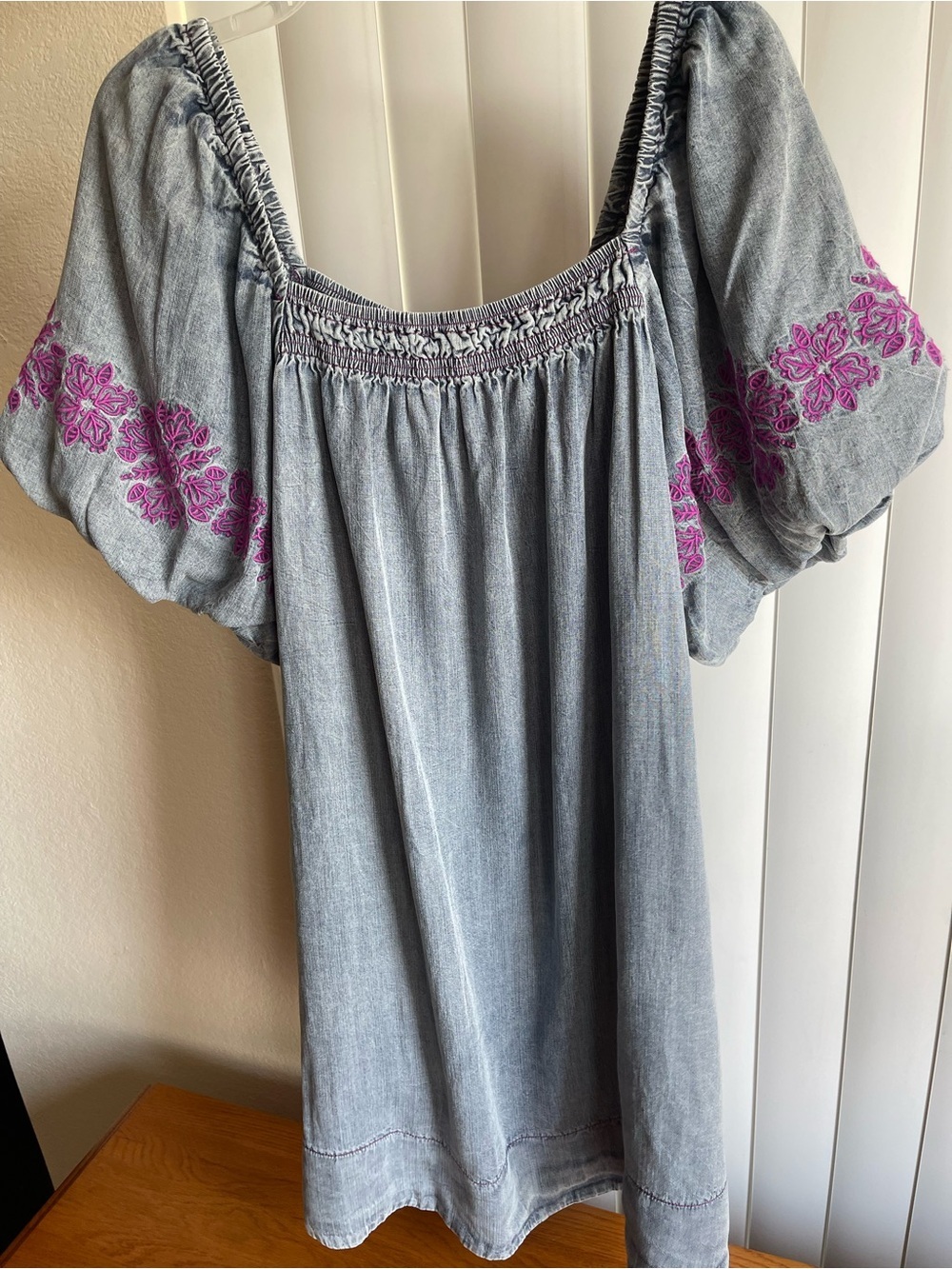 Easel Washed Denim Embroidered Puff Sleeve Dress Medium - Picture 10 of 16